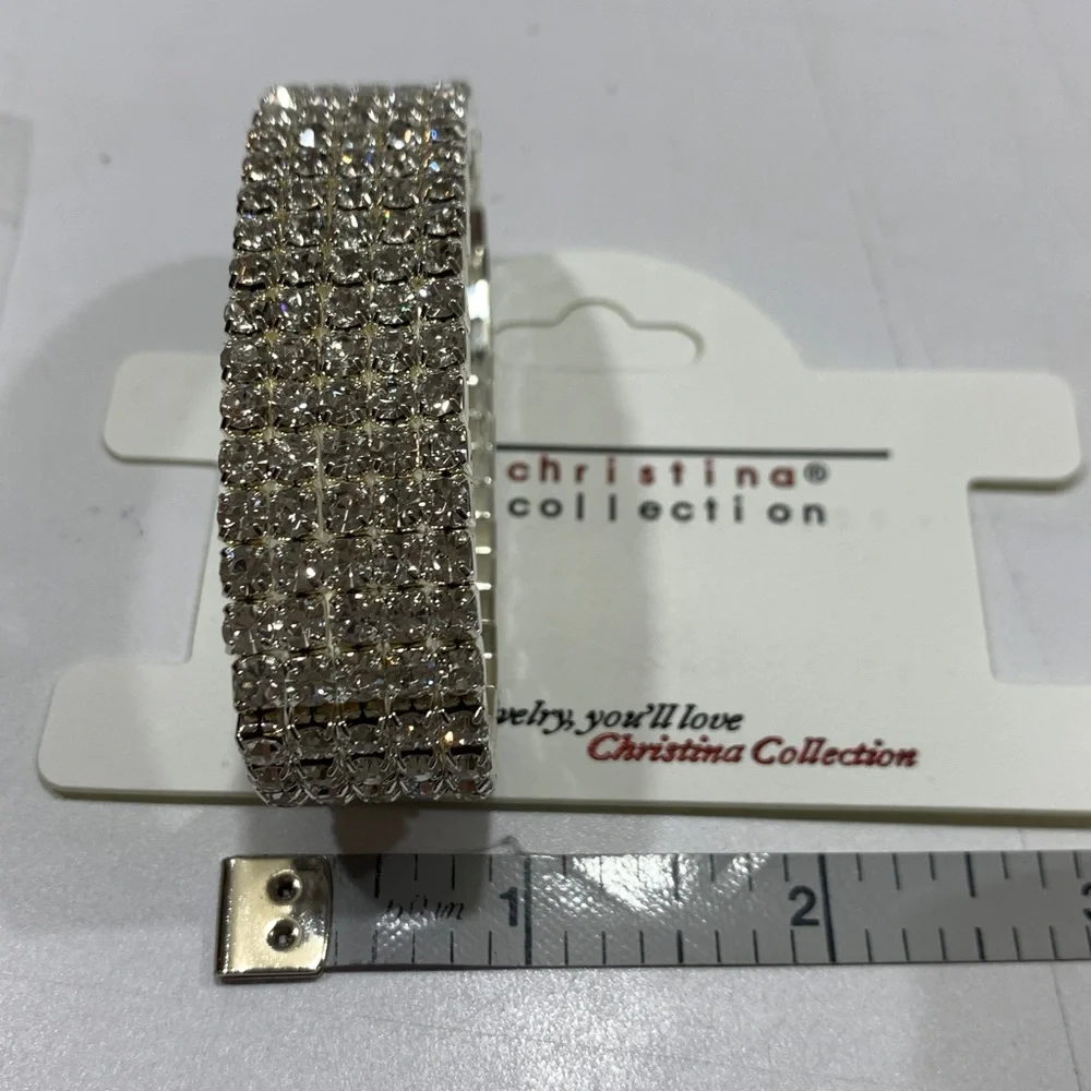 Rhinestone bracelets stretch, two pack NWT